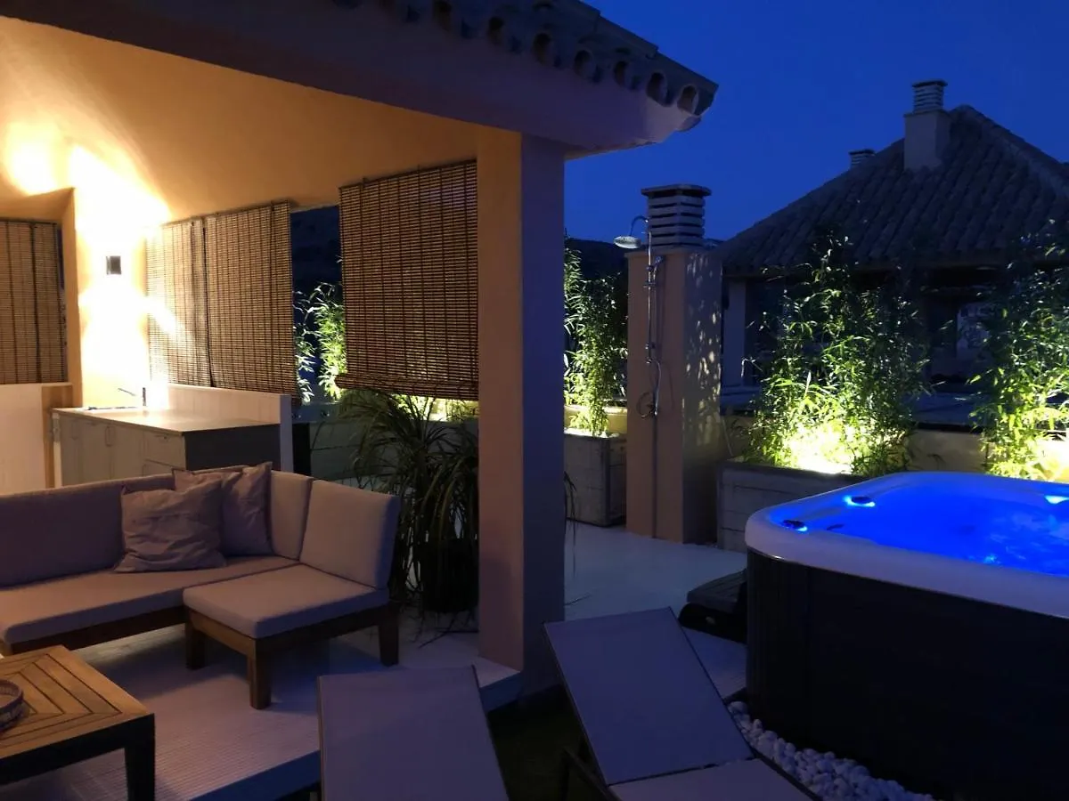 New: Luxurious Penthouse With Jacuzzi & Sea View Apartment Mijas