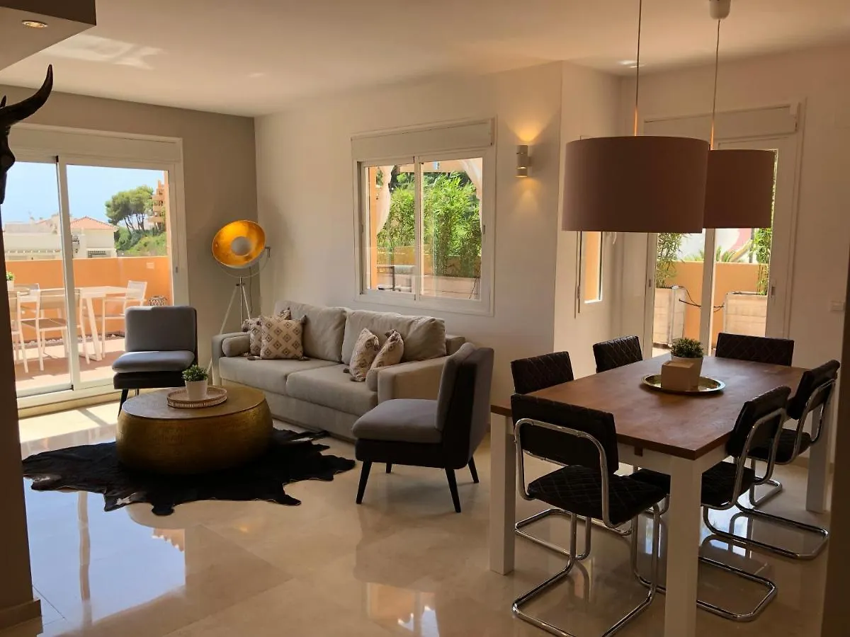 New: Luxurious Penthouse With Jacuzzi & Sea View Apartment Mijas