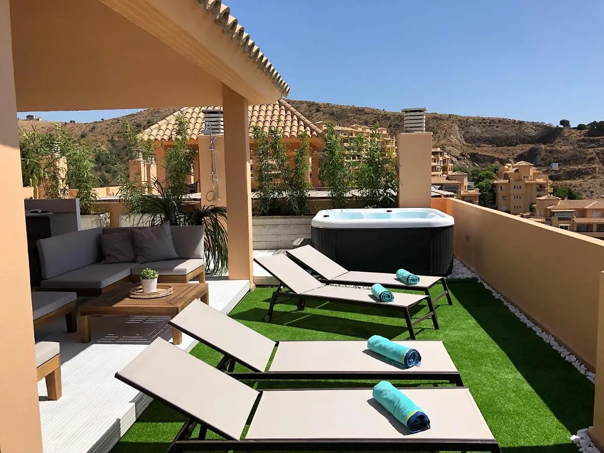 New: Luxurious Penthouse With Jacuzzi & Sea View Apartment Mijas 0*,