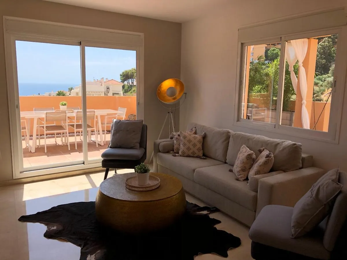 New: Luxurious Penthouse With Jacuzzi & Sea View Apartment Mijas
